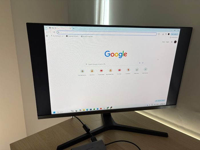 Samsung LED Monitor 27" - S27R350FHU