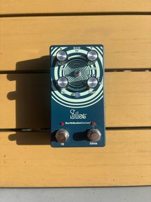 Earthquaker Devices Silo Delay (Multi-Generational Time Reflection Device)