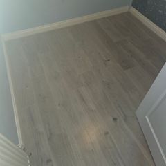 Laminate flooring