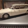 Citroen DS 21 Break 1970 White/Grey - Norev - 1:18 - New in Box Image 7
