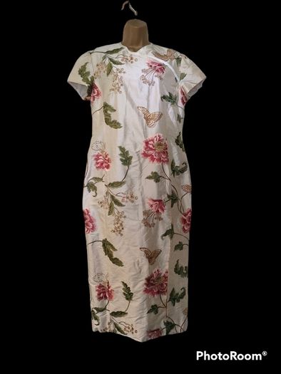 Cream floral embroidered  Oriental dress size medium occasion wedding holiday Postage included