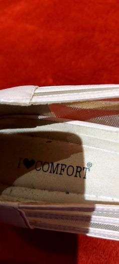 I love Comfort  Shoe's