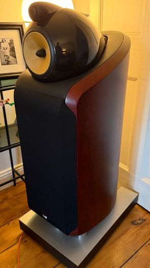 Bowers & Wilkins