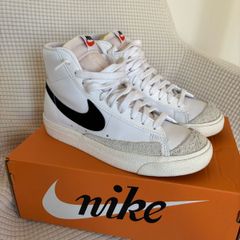 Nike high top trainers