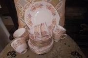 Royal Vale Twenty Piece Teaset