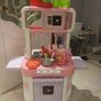 Toy kitchen Image 3
