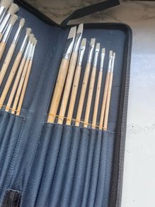 Paint brushes