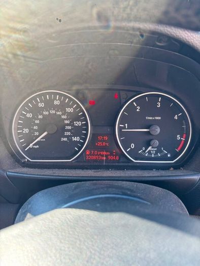 BMW 1-Series 2011
