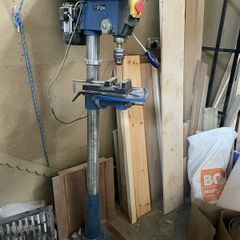 Pillar drill