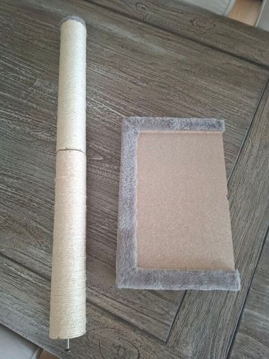 Cat scratching post new