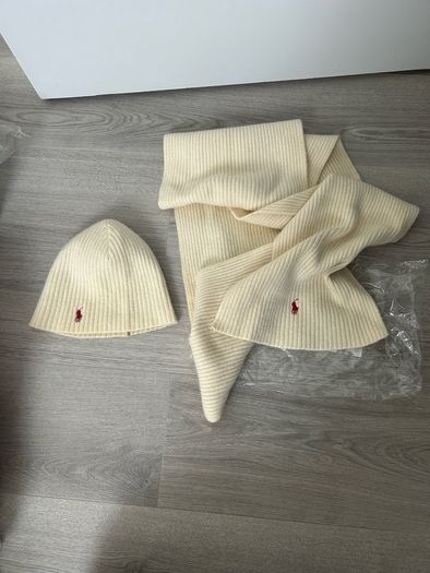 scarf & Hat