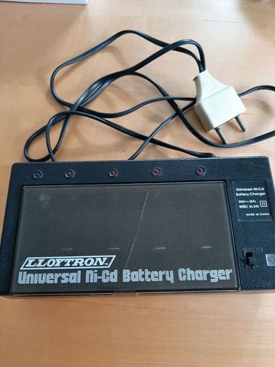 Lloytron battery charger