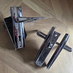 2 Door handles sets with the Keys