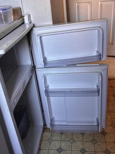 Small Under-Counter Fridge Freezer 96L