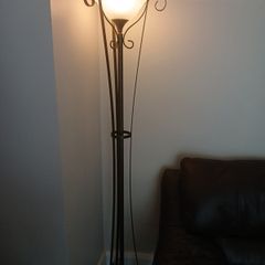 floor lamp