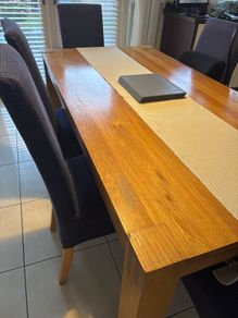 Oak dining table