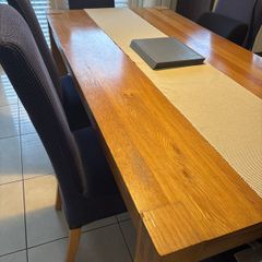 Oak dining table