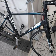 Giant Defy Road Bike