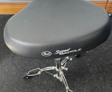 Pearl drum throne (bike saddle)