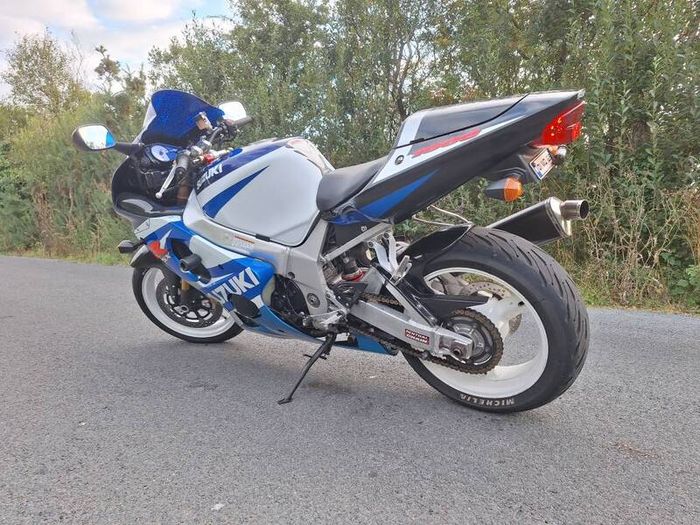 2001 Suzuki GSXR 1000