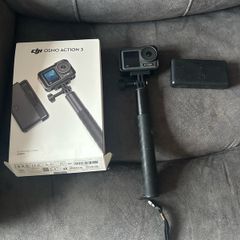 DJI Osmo action 3 Adventure combo