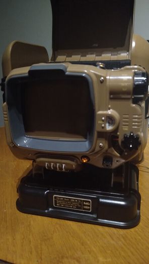 Fallout 4 Pip Boy collectors issue