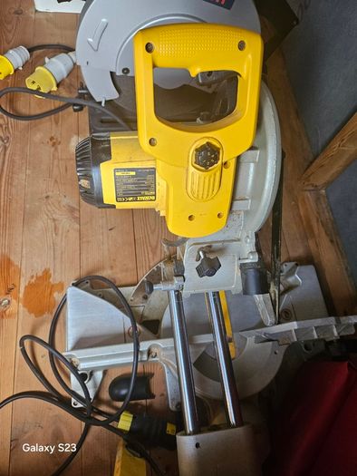 Dewalt mitre sliding saw