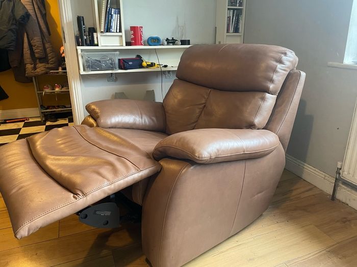 Like New LazyBoy Armchair