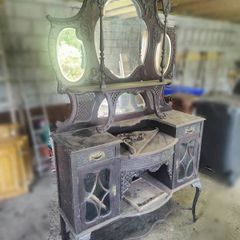 Antique Victorian mirrored dressing table