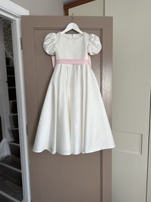 Fiona Todhunter exclusive design ivory silk dress (6y)