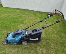 Makita Electric Lawnmower