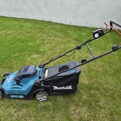 Makita Electric Lawnmower