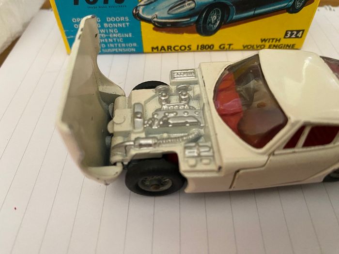 Corgi Marcos 1800 GT