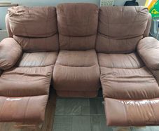 Reclining sofa