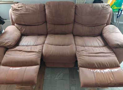 Reclining sofa