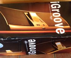 BNIB iGroove Docking Station