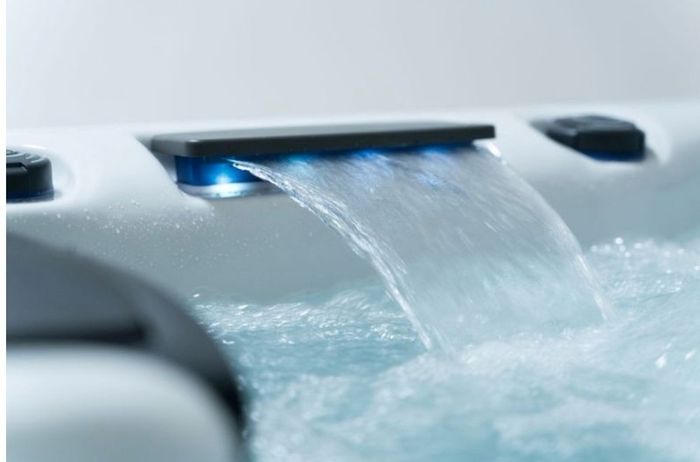Fast Delivery New 6 Person Gecko Ruby 6 hot tub