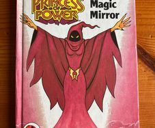 Book: 'She-Ra Princess Of Power. Shadow Weaver's Magic Mirror'