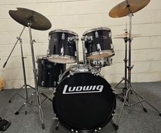 Ludwig accent drum kit