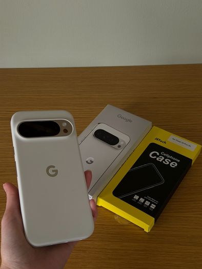 Google Pixel 10 Pro XL 256GB Like New