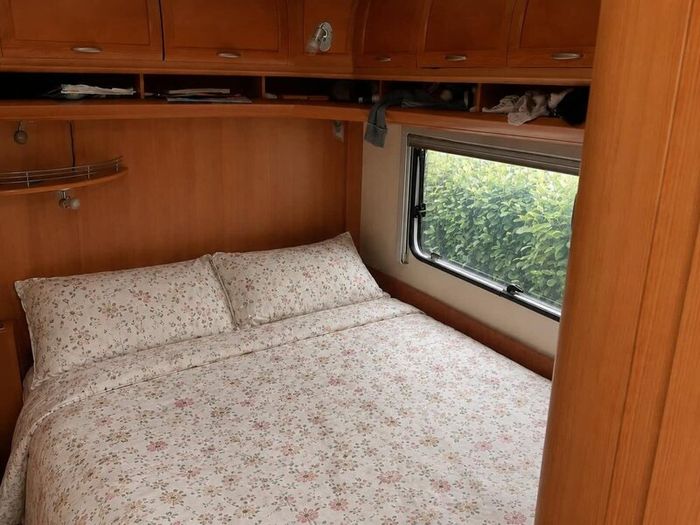 Hobby Prestige Twin Axle Caravan with new Awning