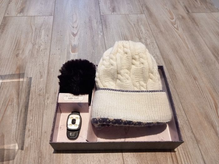 Ladies Hat