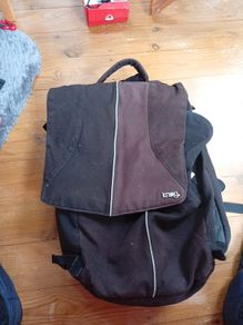 Knog double bicycle pannier, converts to backpack