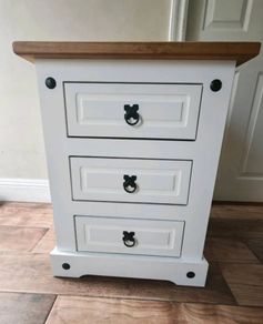 Corona 3 drawer beside locker