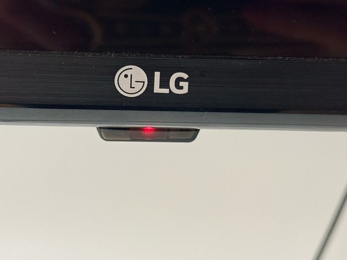 55" HD LG TV and wall bracket