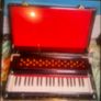 Selling a professional Indian Harmonium Image 2