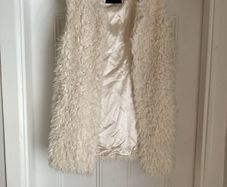 Dorothy Perkins Fur Gillet