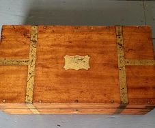 Antique campaign surgeons box