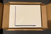 MacBook Air 15-inch M4 CHIP 2025 16/256GB (IRISH STOCK)10-Core CPU/10-Core GPU Brand New Sealed 1 year Apple Warranty RECEIPT.