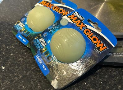 Brand New Chuckit Max Glow Balls Small Dog Size 2 Pack